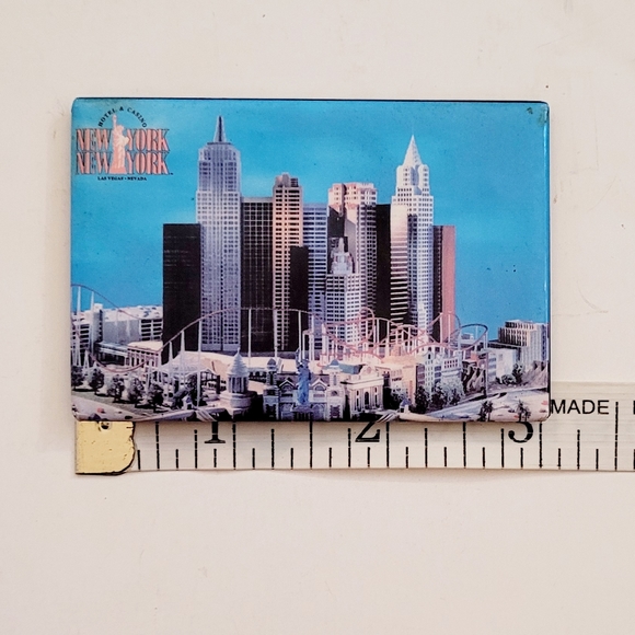 New York NY magnet - Picture 2 of 5